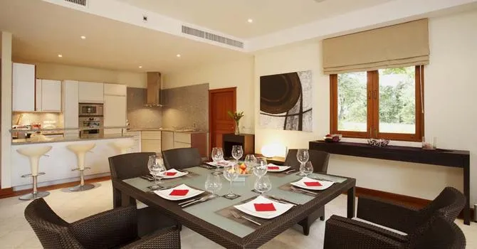 Laguna Waters    Dining area