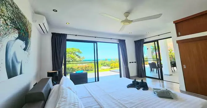 Savannah Villa  Bedroom