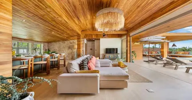 The Palms  Living area