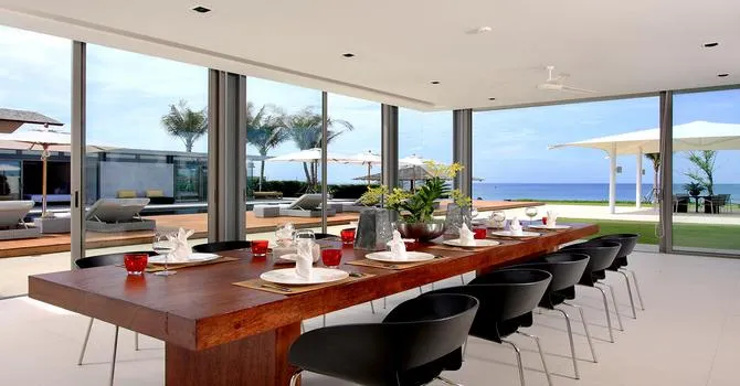 Villa Amarelo, Sava  Dining area