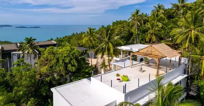 Villa Bond Seaview Villa  Aerial shot