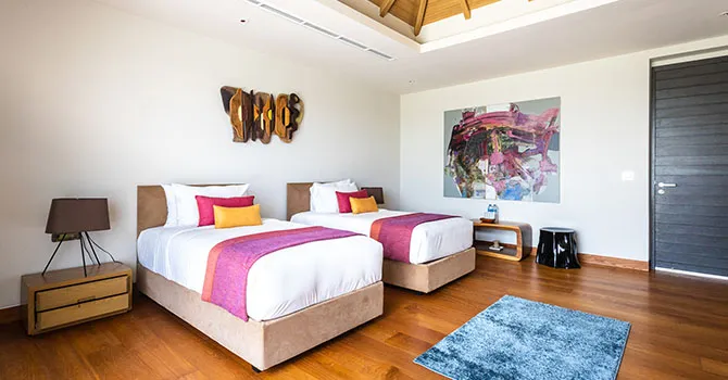 Villa Dara 客房7號 - 特大/雙人床，套房浴室