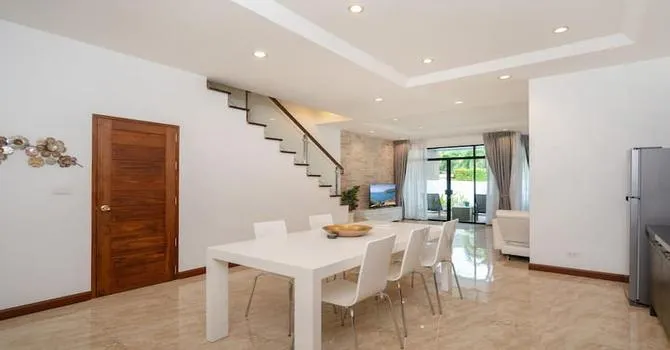 Villa Grand Residence West AP4  Kitchen