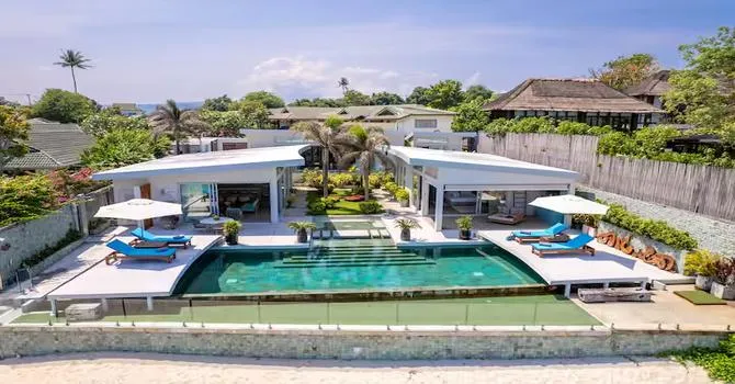 Villa La Playa  Aerial shot