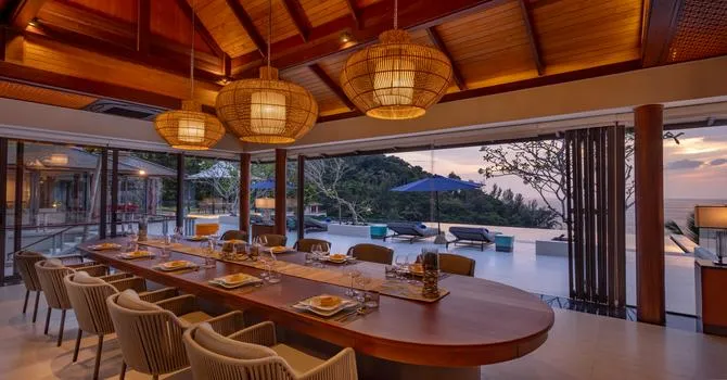 Villa La Thale  Dining