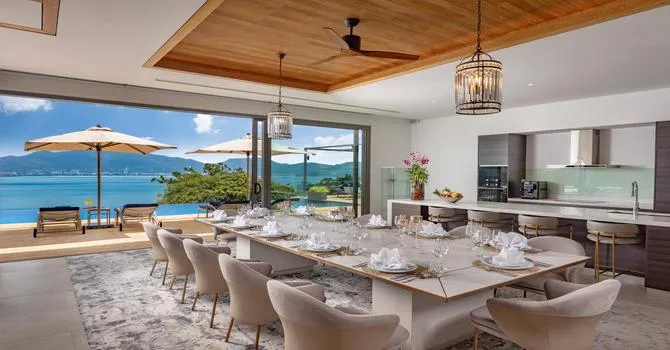 Villa Narissa  Dining