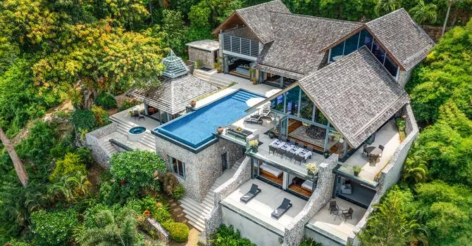 Villa Rom Trai   Aerial shot