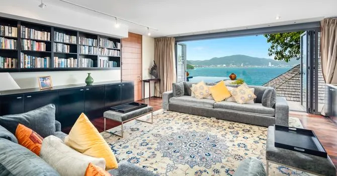 Villa Rom Trai  Libary room