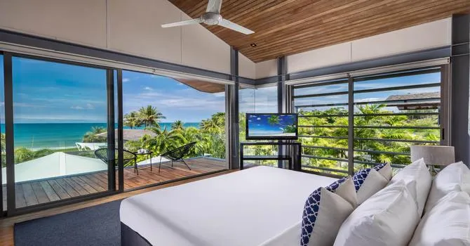 Villa Roxo, Sava   Master Bedroom 1